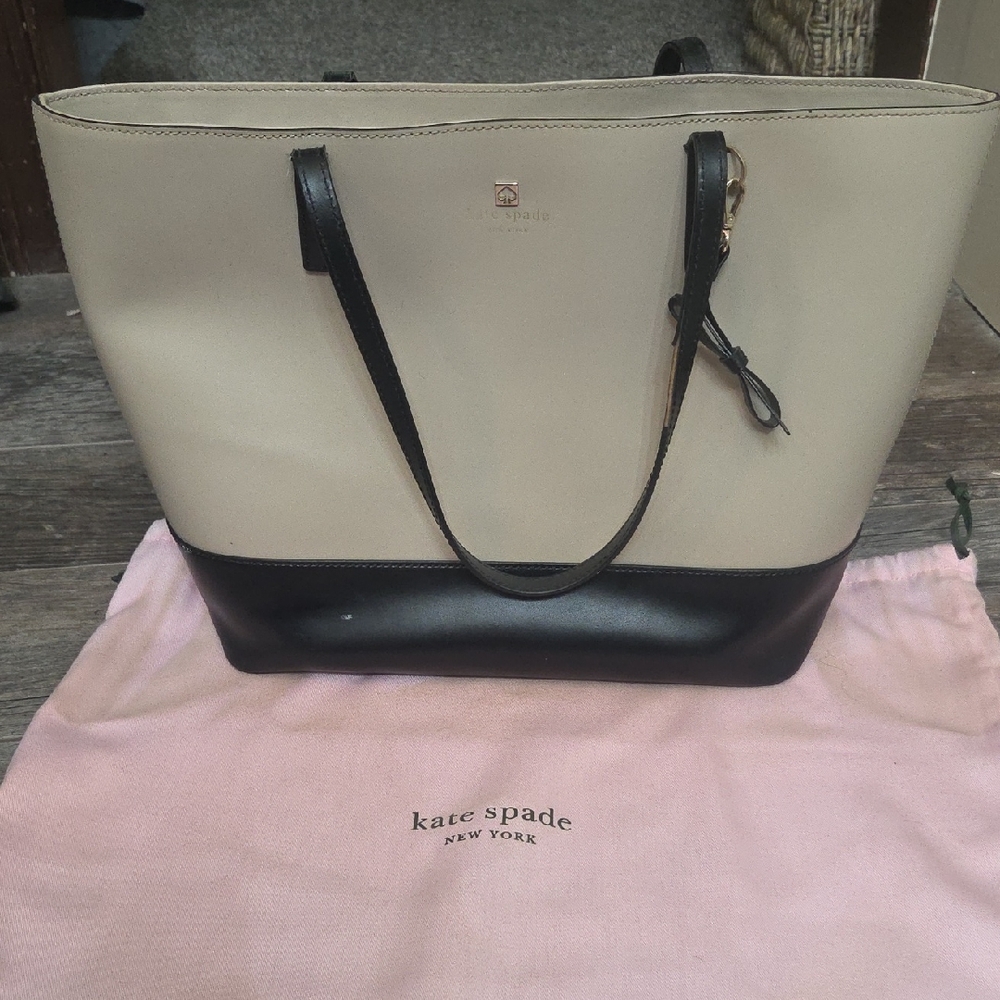 Kate Spade Two-Tone Black and Cream Tote